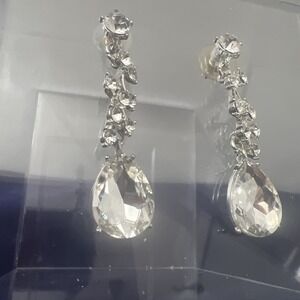 Fashion Chandelier Dangling Earrings - Rhinestone